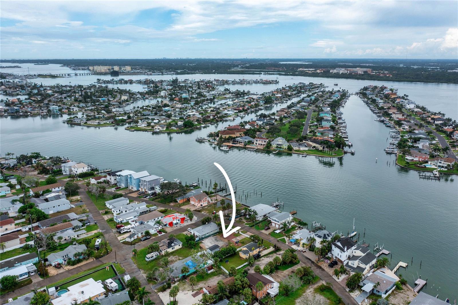 PAGES REP OF MITCHELLS BEACH - Land