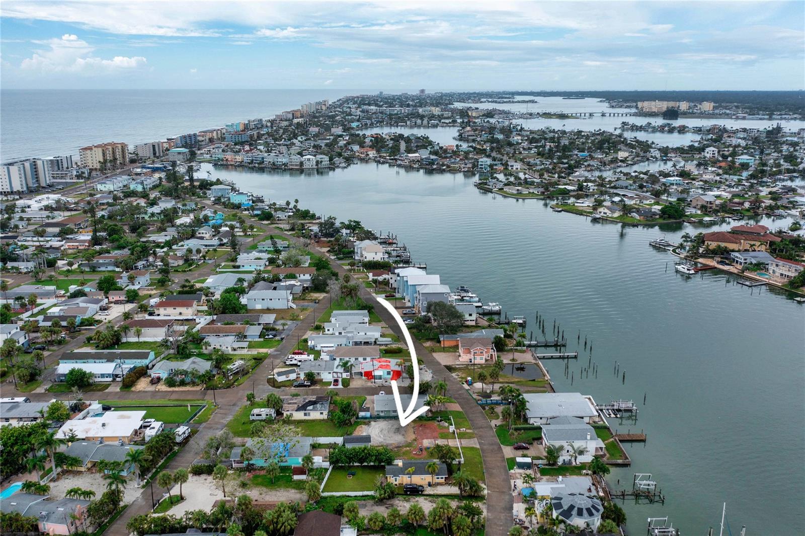 PAGES REP OF MITCHELLS BEACH - Land