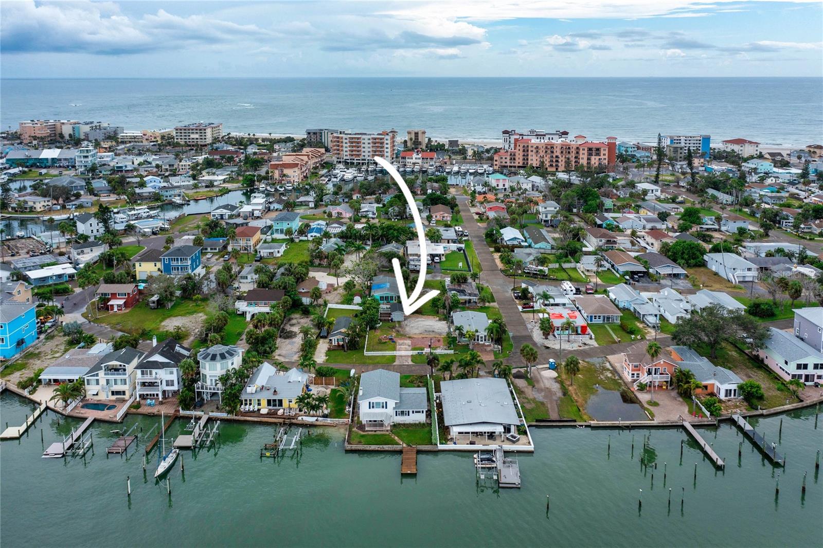 PAGES REP OF MITCHELLS BEACH - Land