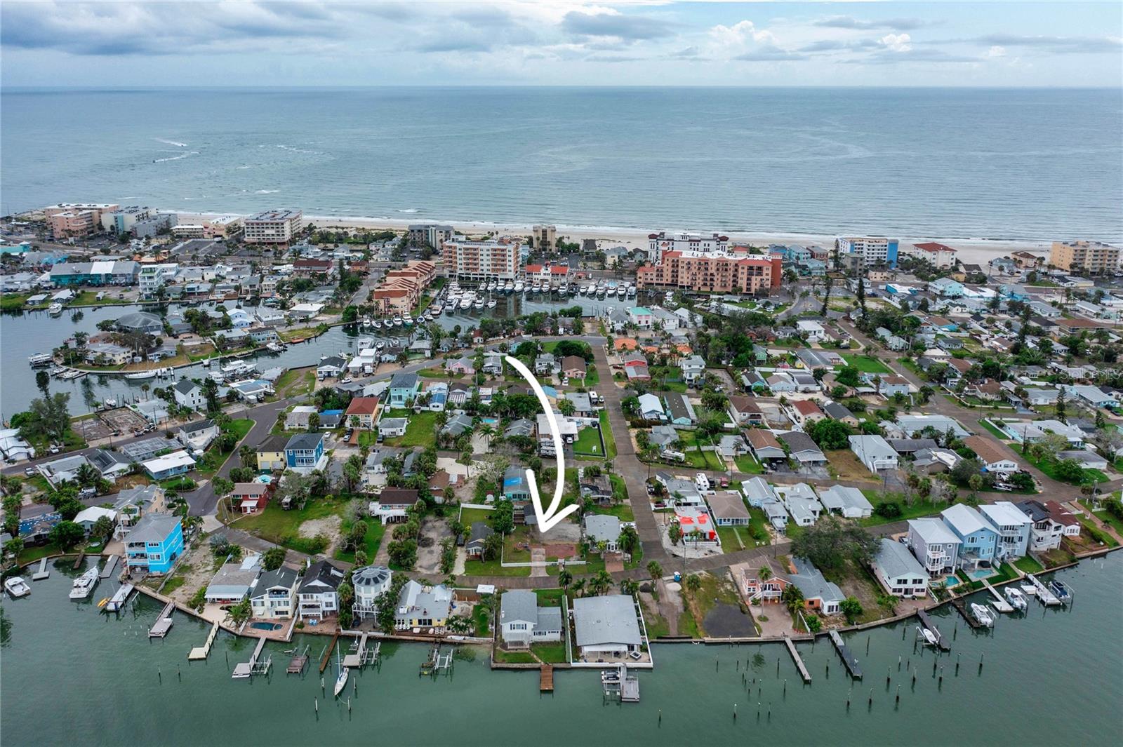 PAGES REP OF MITCHELLS BEACH - Land