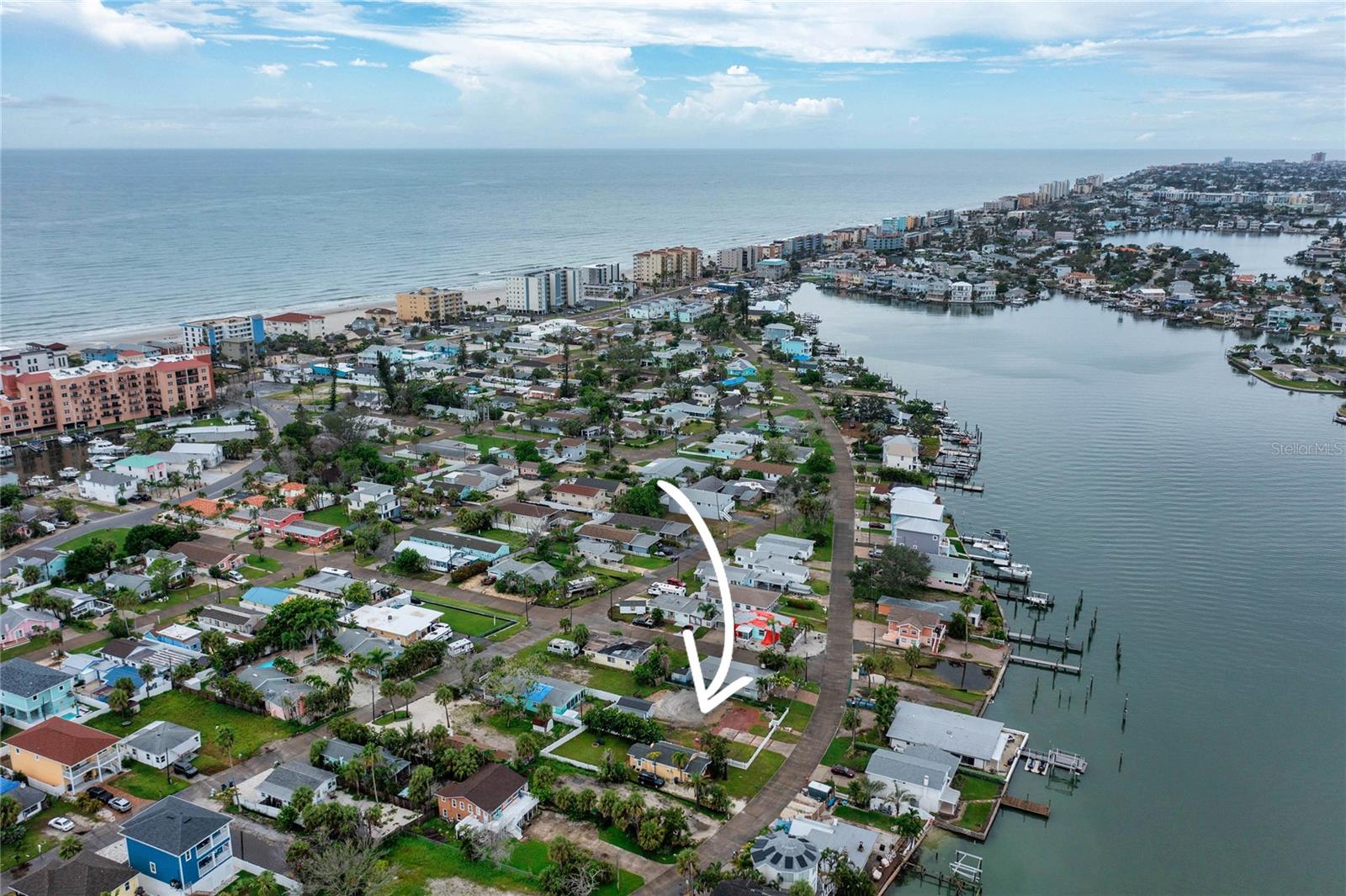 PAGES REP OF MITCHELLS BEACH - Land