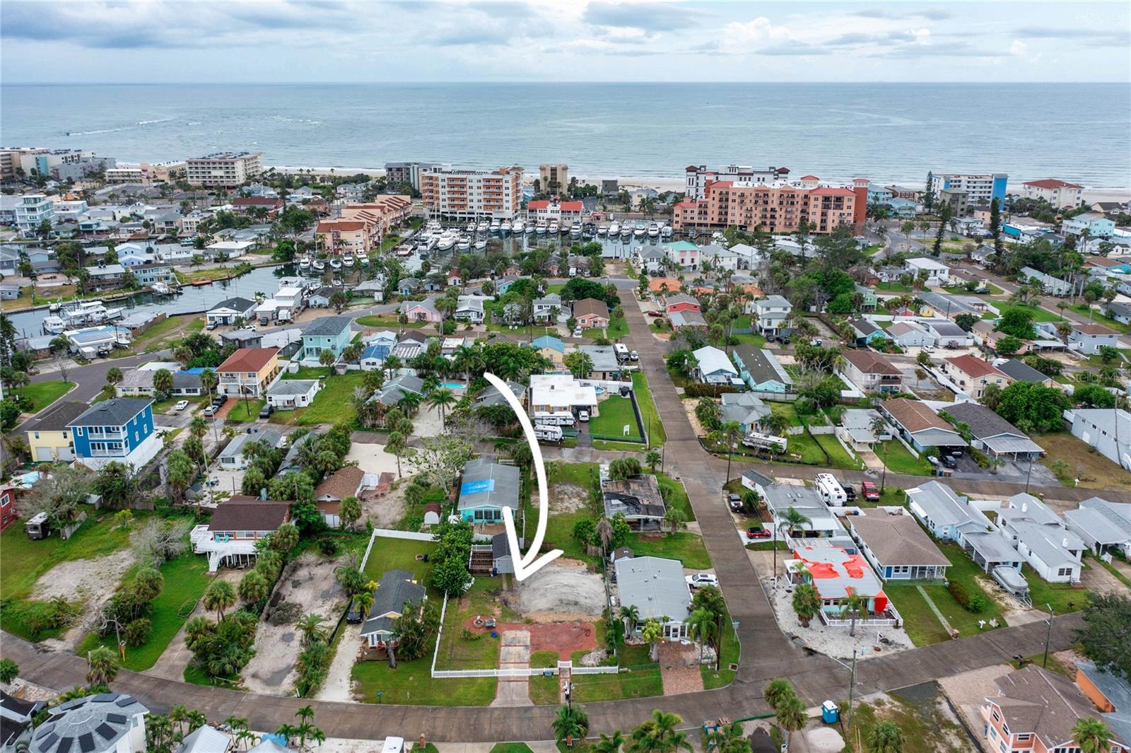 PAGES REP OF MITCHELLS BEACH - Land