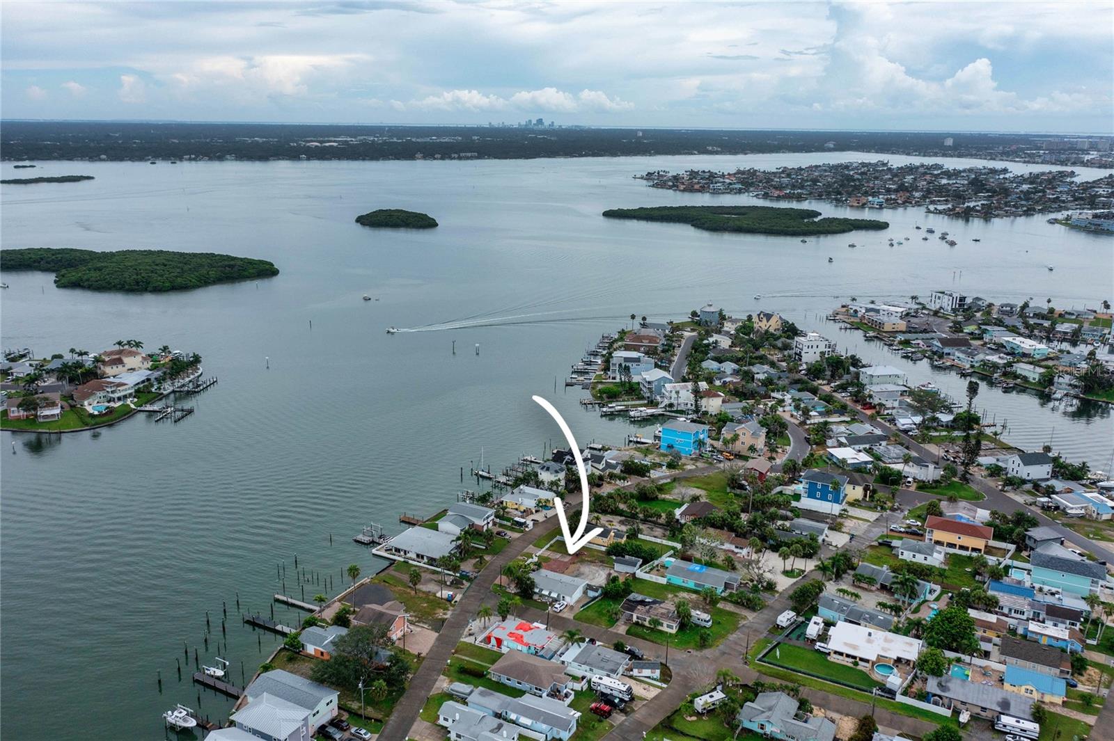 PAGES REP OF MITCHELLS BEACH - Land