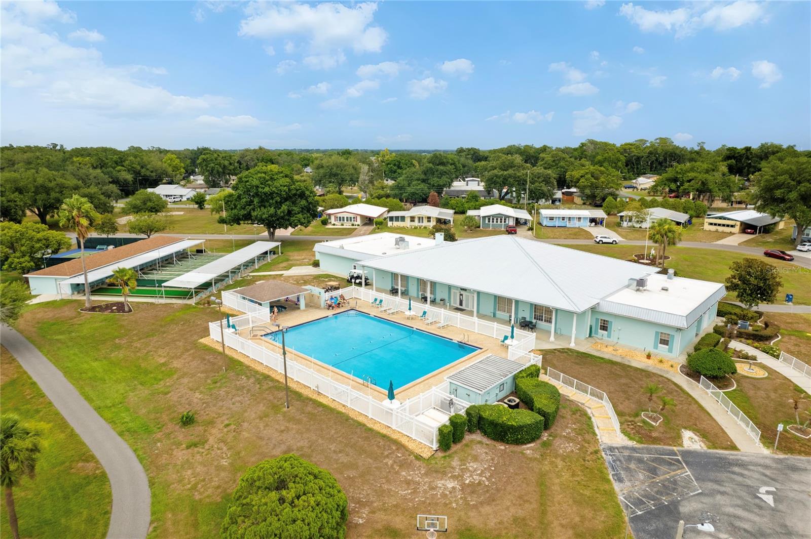 4903 DEERWOOD DRIVE