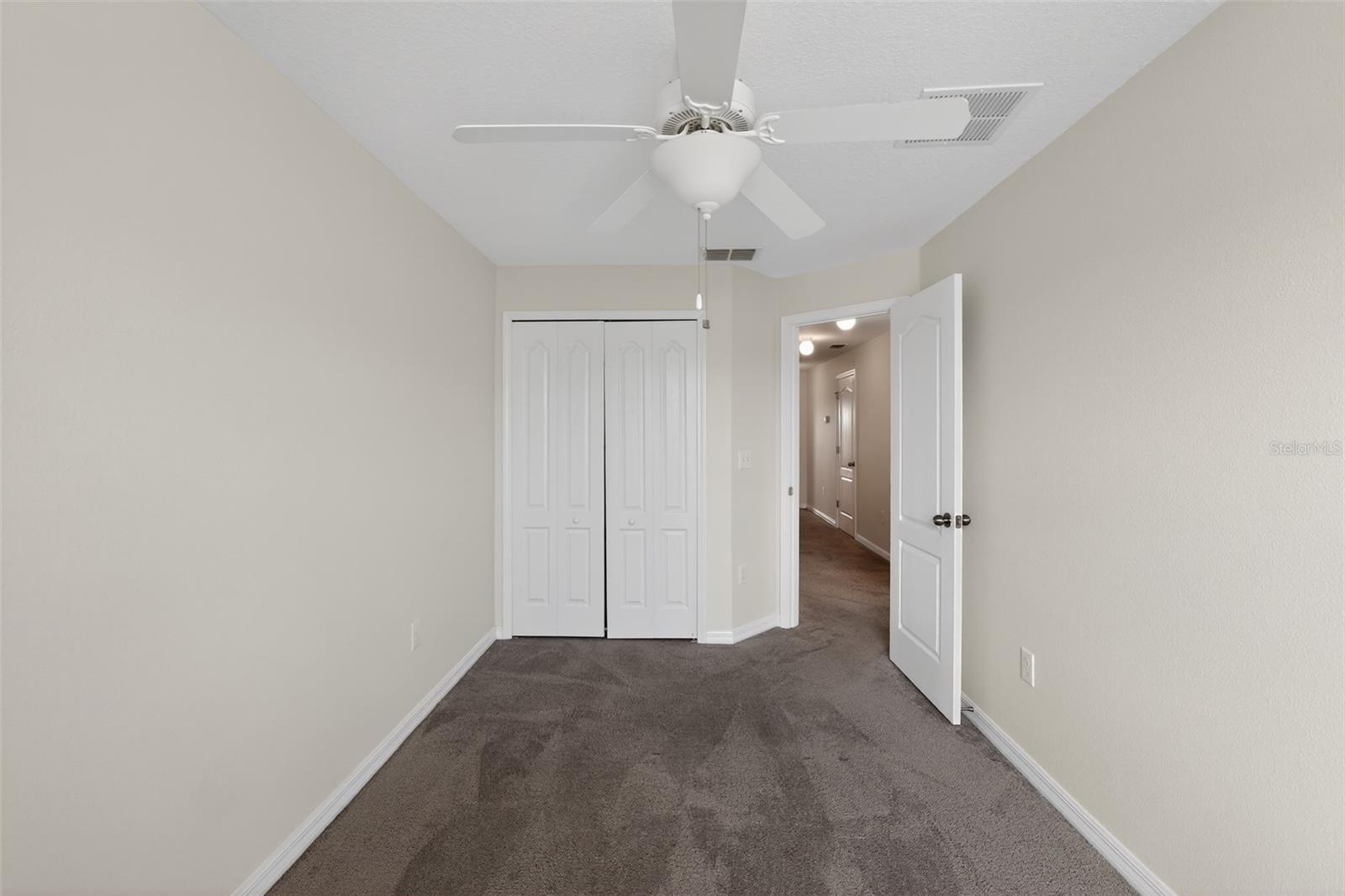 HAWKS POINT PH N TWNHMS - Residential