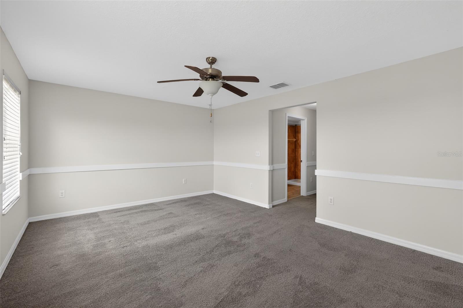 HAWKS POINT PH N TWNHMS - Residential