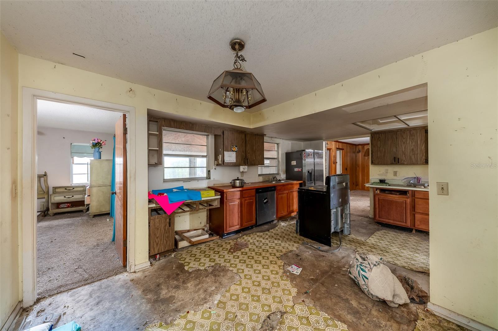 WINSOR MANOR - Residential