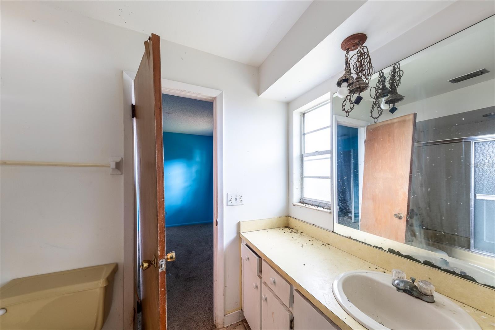 WINSOR MANOR - Residential