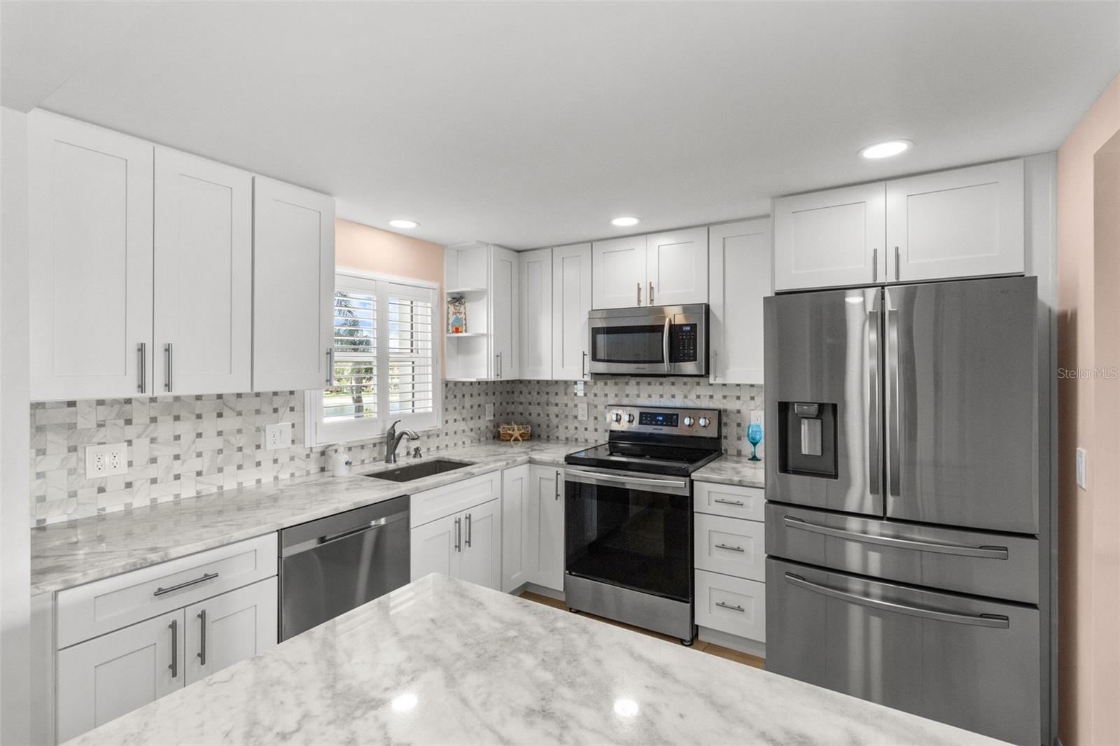 4775 COVE CIRCLE 407