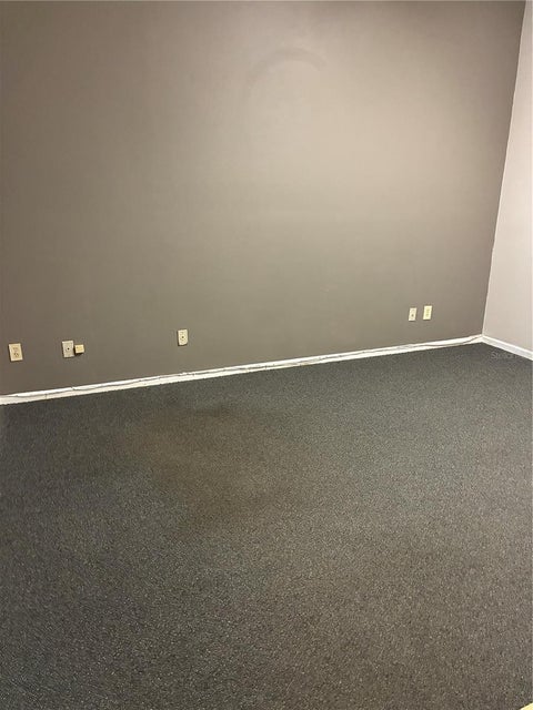 Tiny photo for 3235 Us Highway 441/27, Fruitland Park, FL 34731 (MLS # G5117010)
