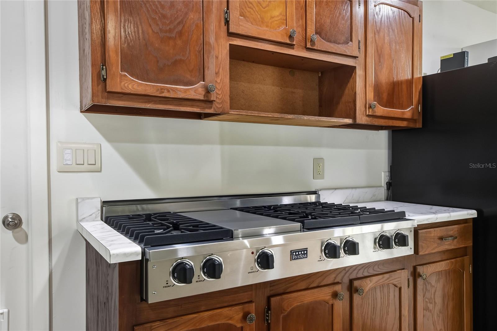 AMAYA ESTATES - Residential