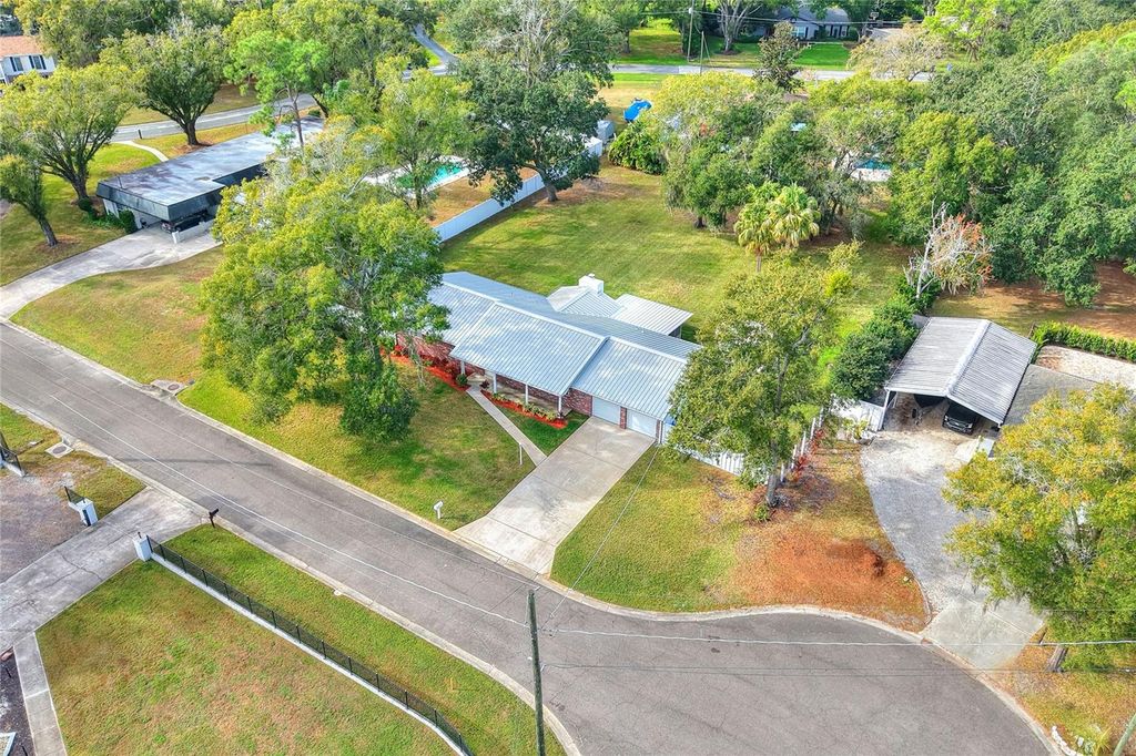 Photo of 3204 Amaya Court, Brandon, FL 33511 (MLS # L4957990)