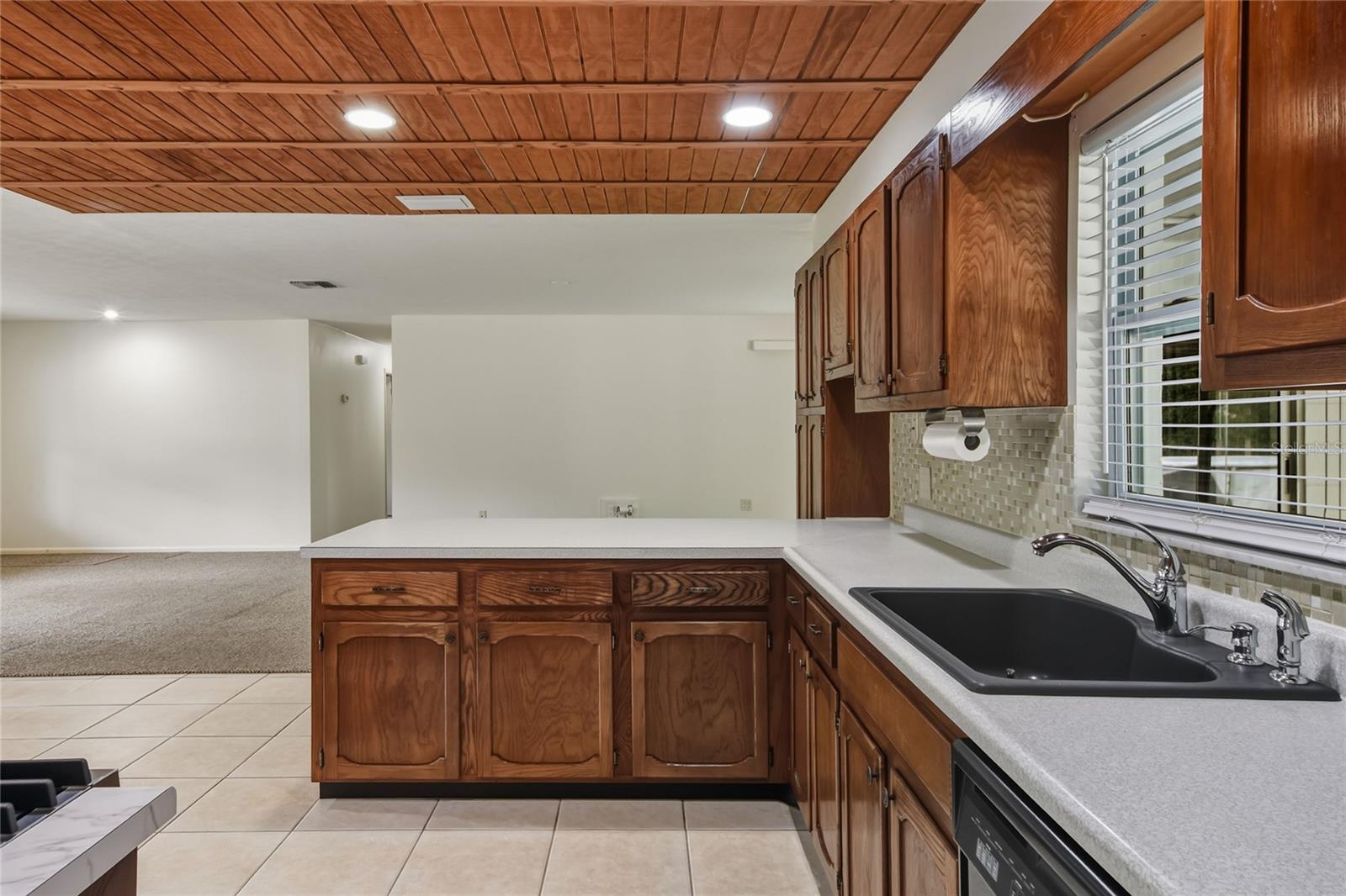 AMAYA ESTATES - Residential