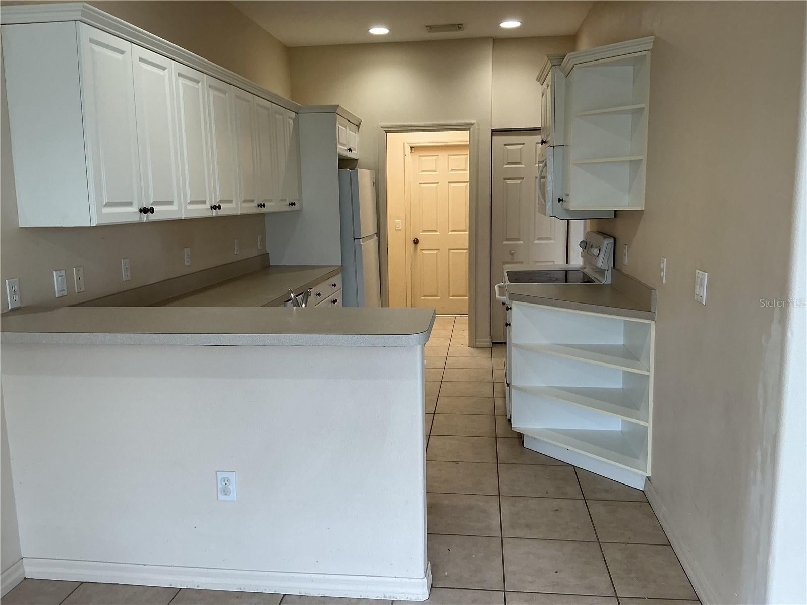 7529 GLENALLEN BOULEVARD, NORTH PORT, FL, 34287 4 7529 GLENALLEN BOULEVARD