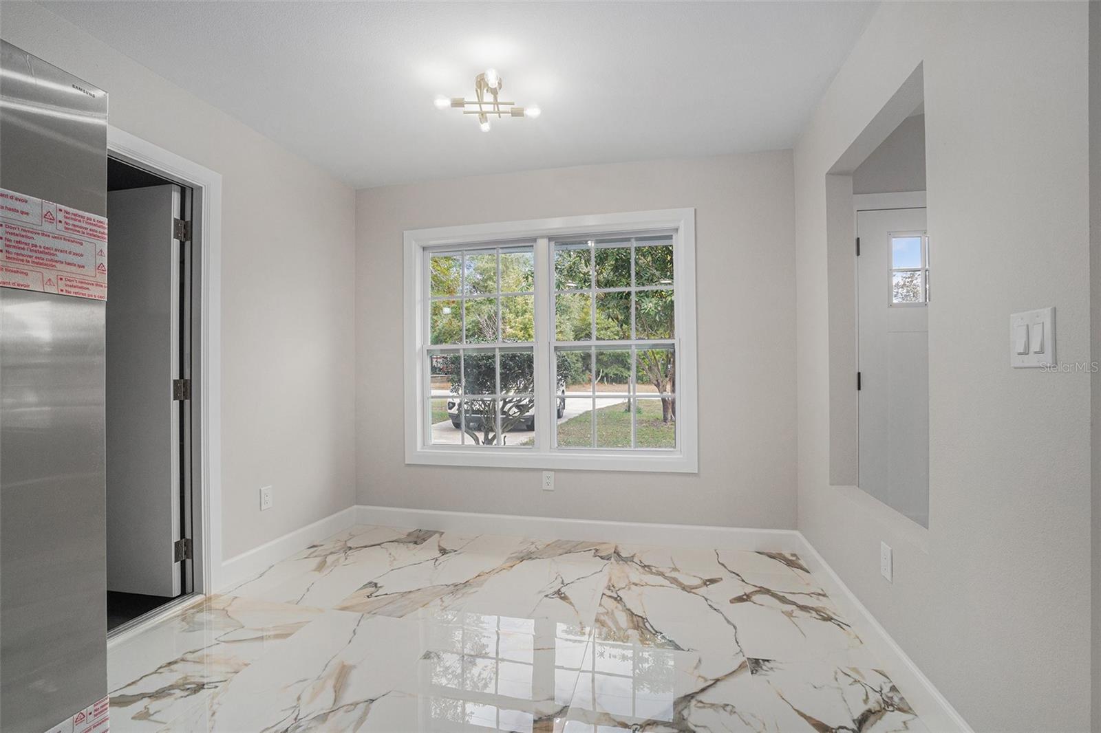 RAINBOW LAKE ES - Residential