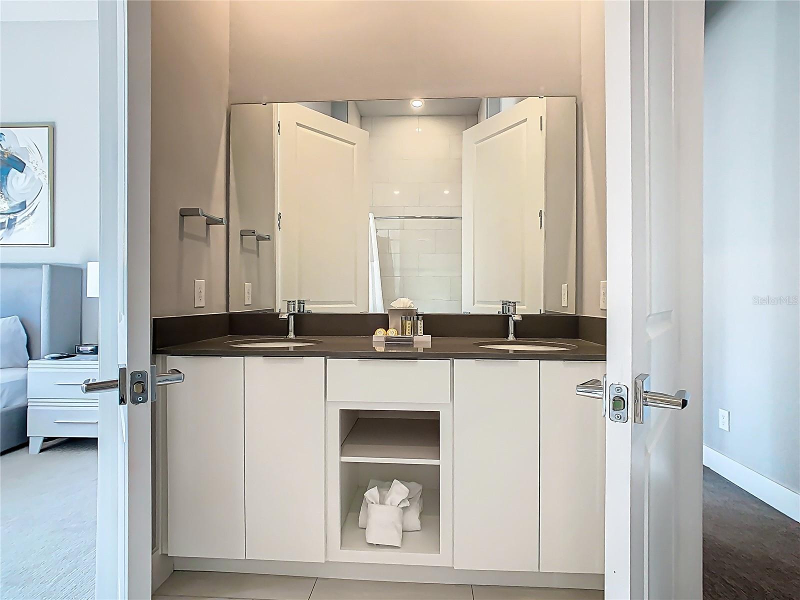 SPECTRUM AT REUNION CONDO PH 10 - Residential Lease