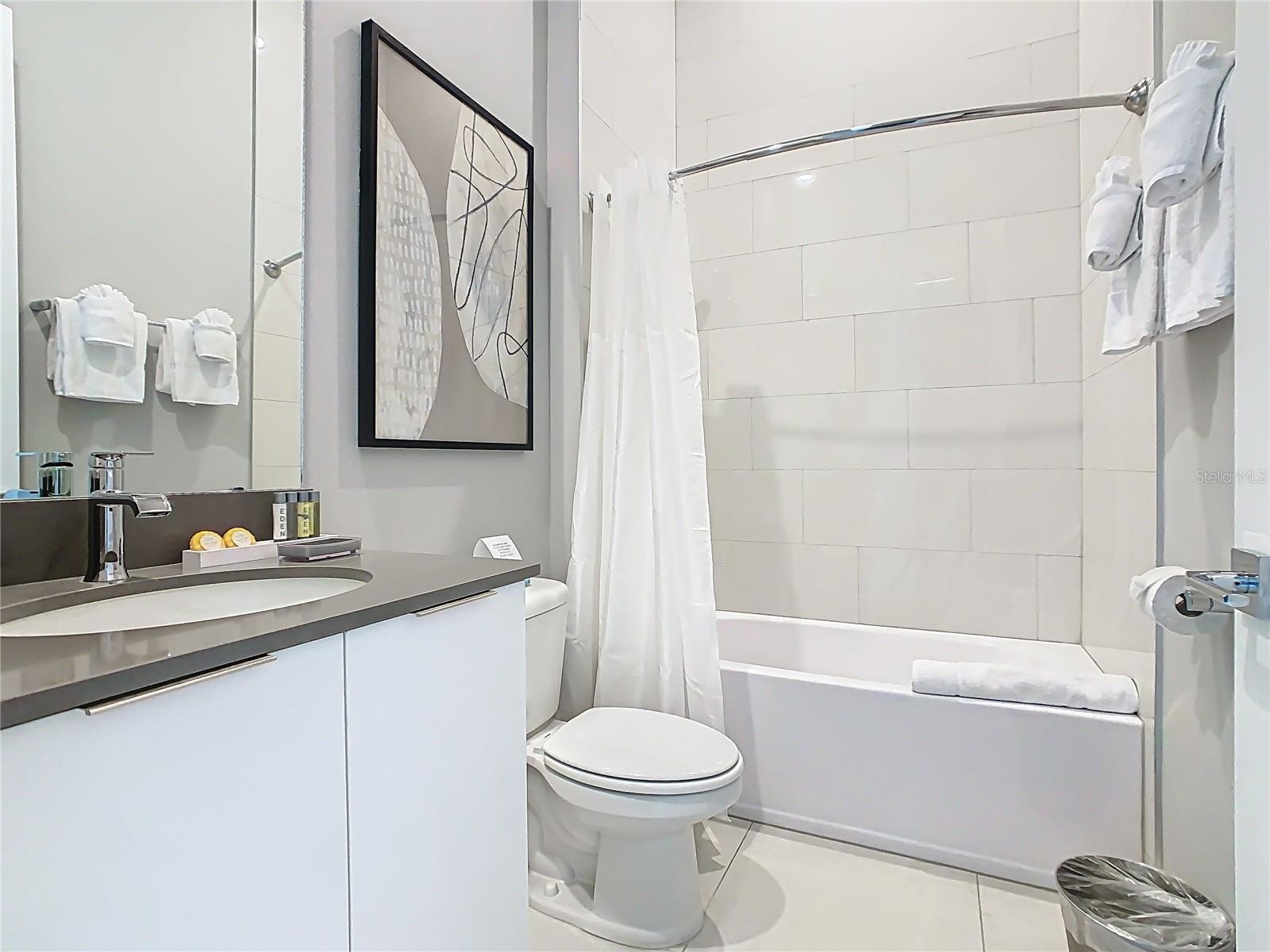 SPECTRUM AT REUNION CONDO PH 10 - Residential Lease