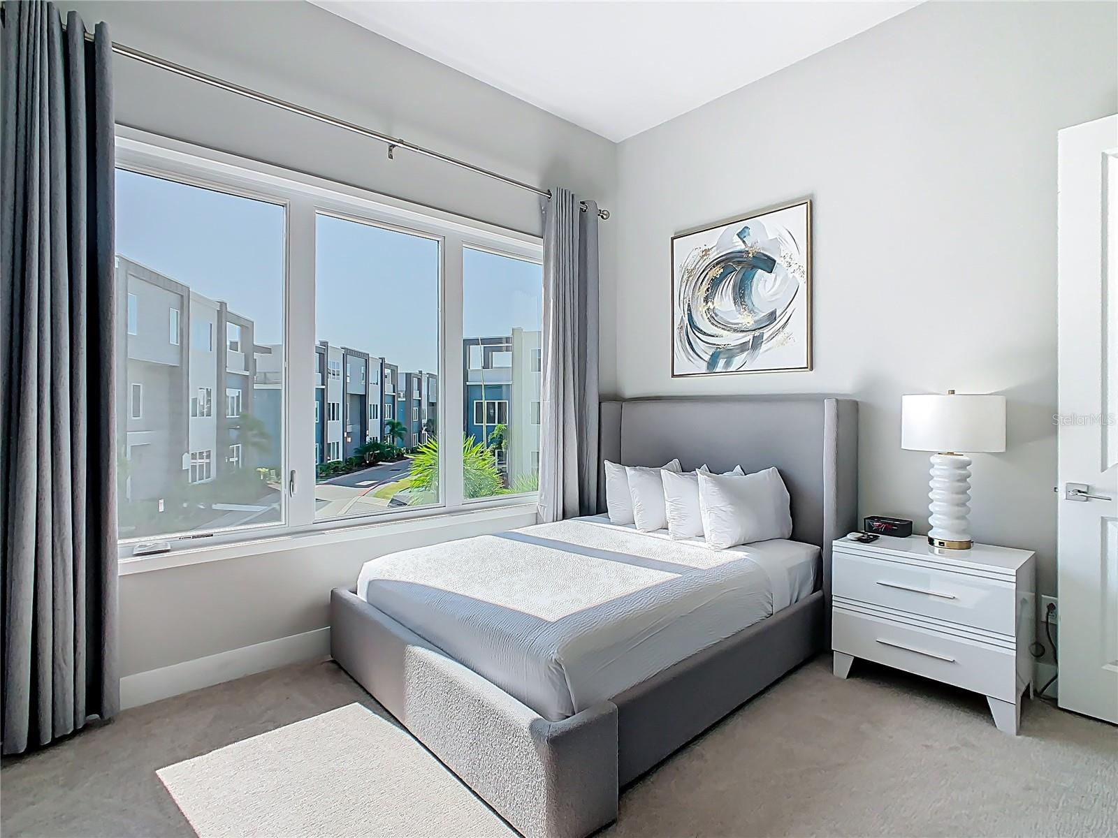 SPECTRUM AT REUNION CONDO PH 10 - Residential Lease