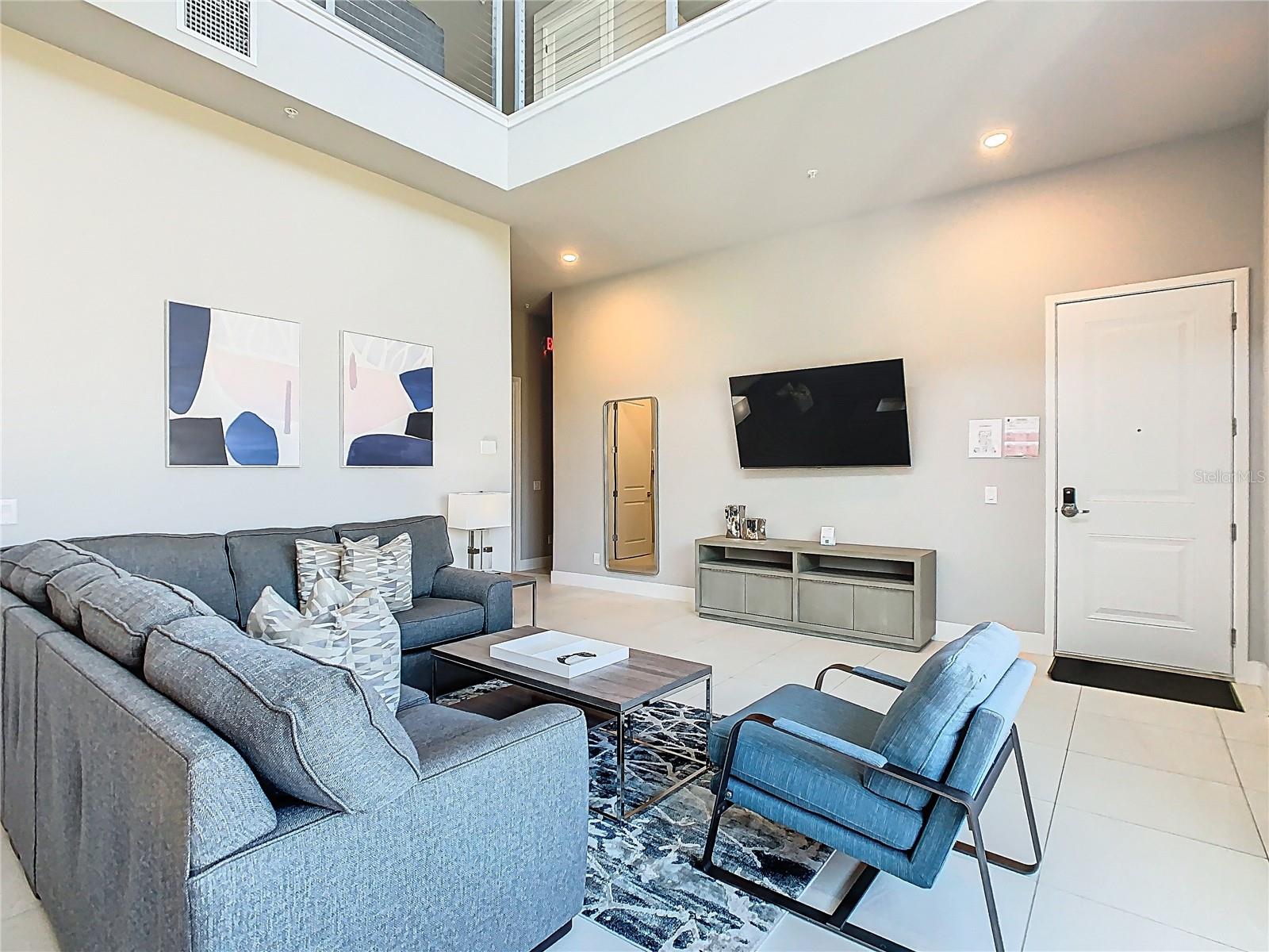 SPECTRUM AT REUNION CONDO PH 10 - Residential Lease