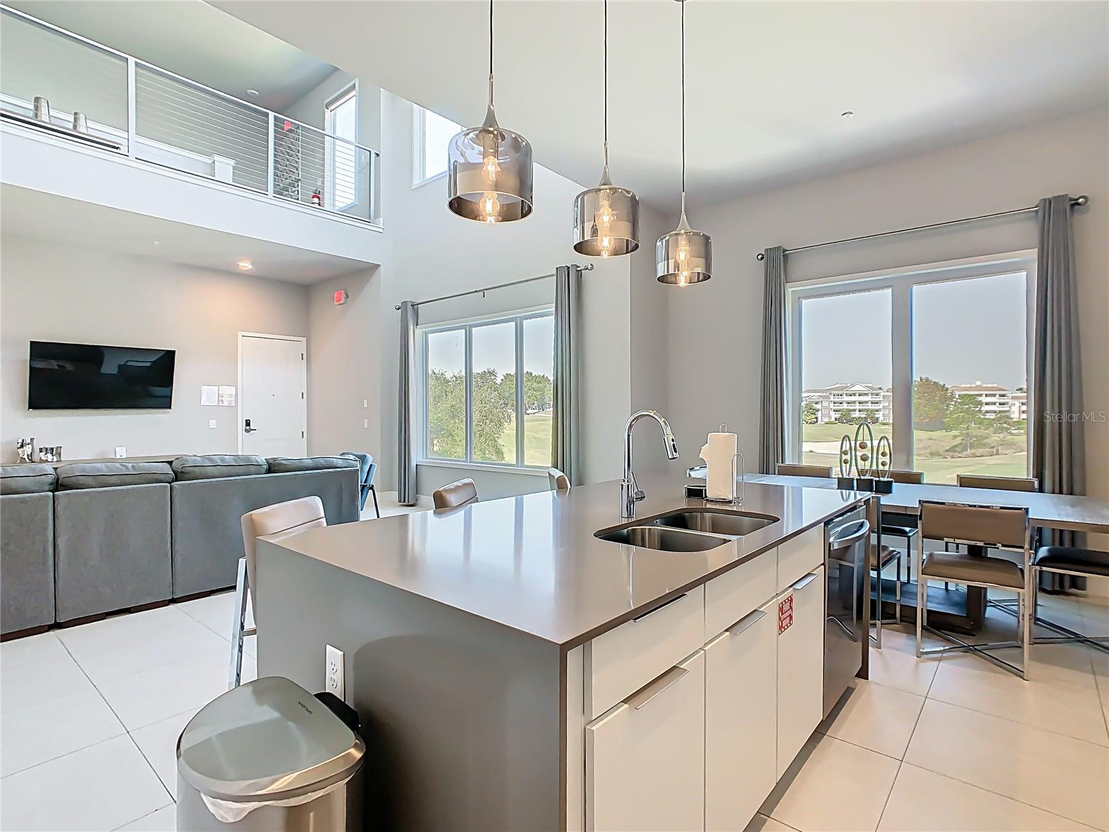 SPECTRUM AT REUNION CONDO PH 10 - Residential Lease