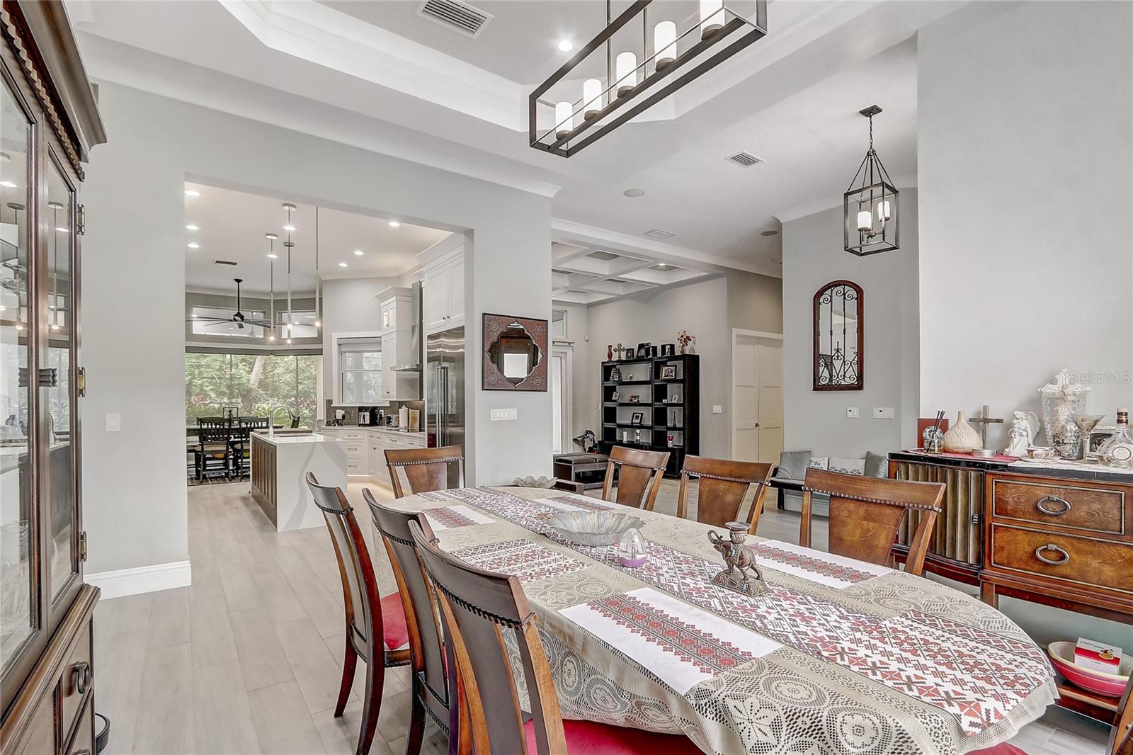 RESERVE AT HEATHROW - Residential