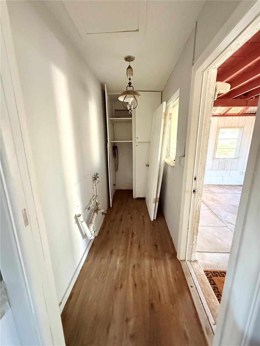 ZEHRCREST HEIGHTS - Residential Lease