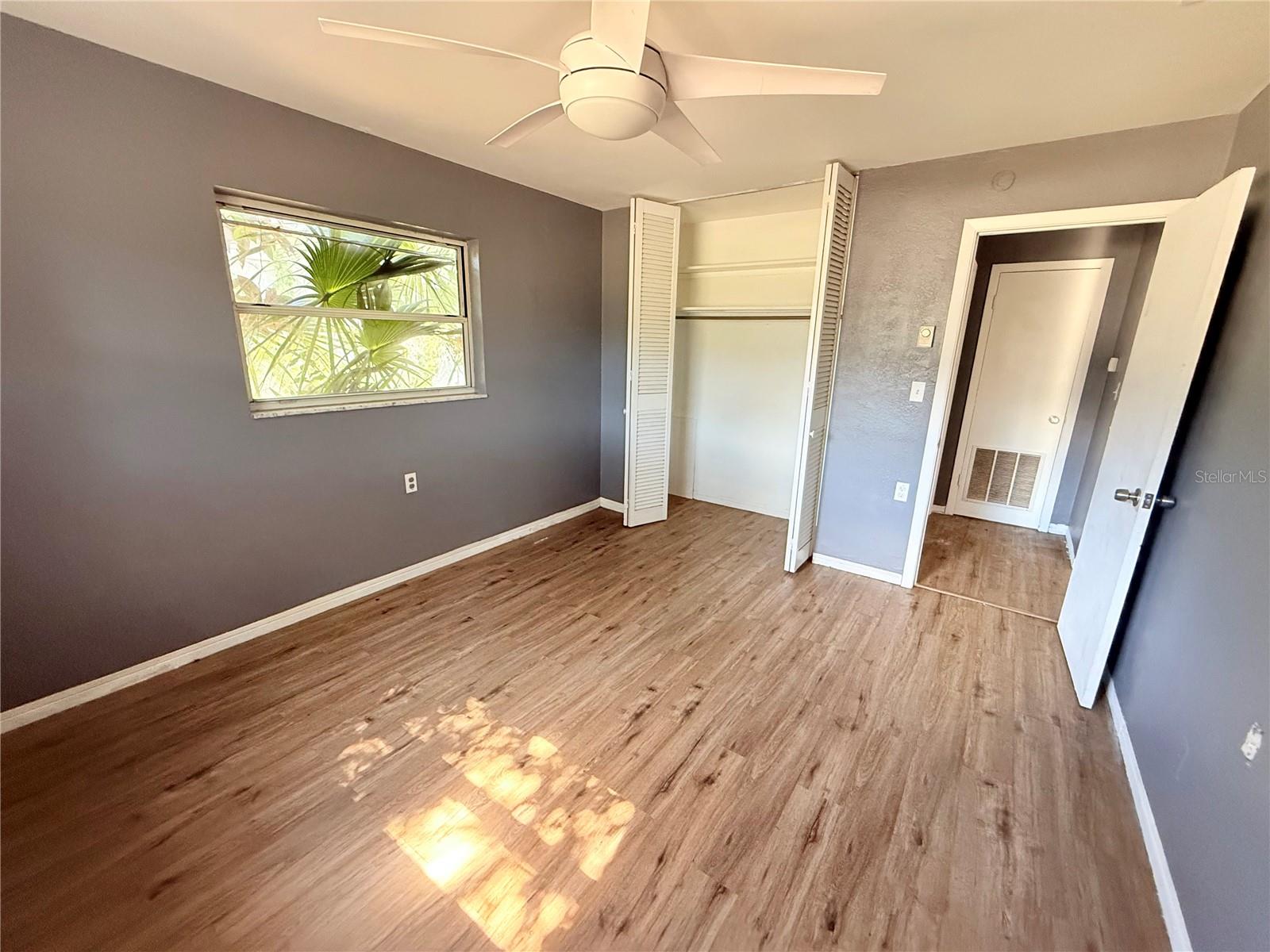 ZEHRCREST HEIGHTS - Residential Lease