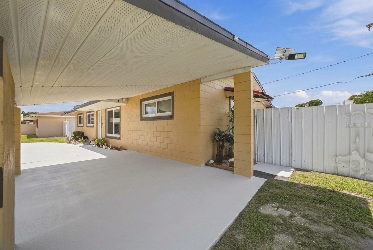 1201 JULIAN LANE DRIVE