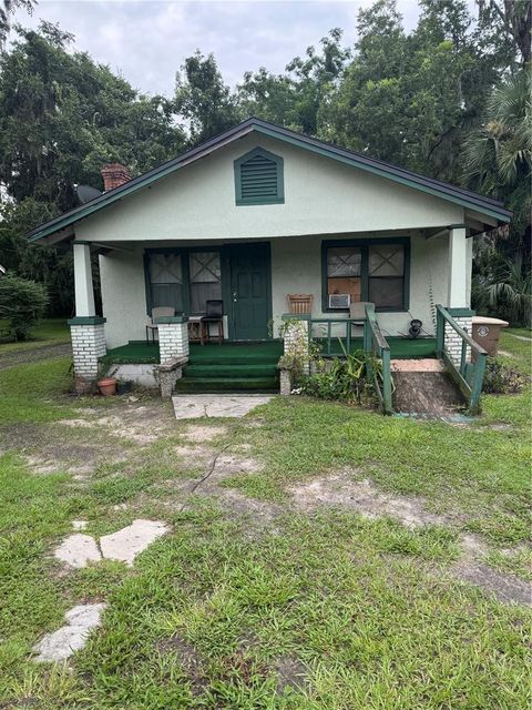 Photo of 1322 W Silver Springs Boulevard, Ocala, FL 34475 (MLS # O6329070)