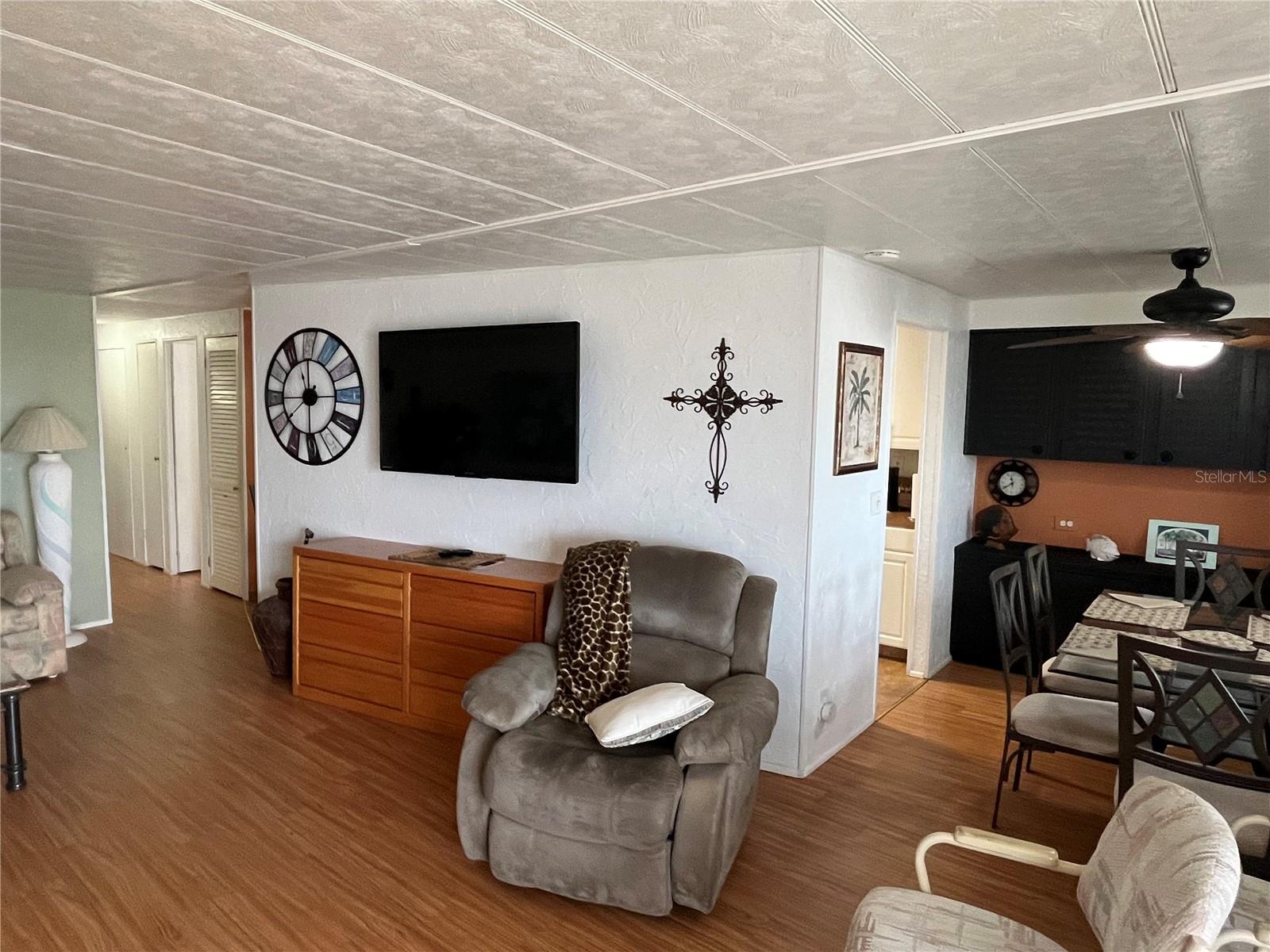 VENICE ISLE - Residential