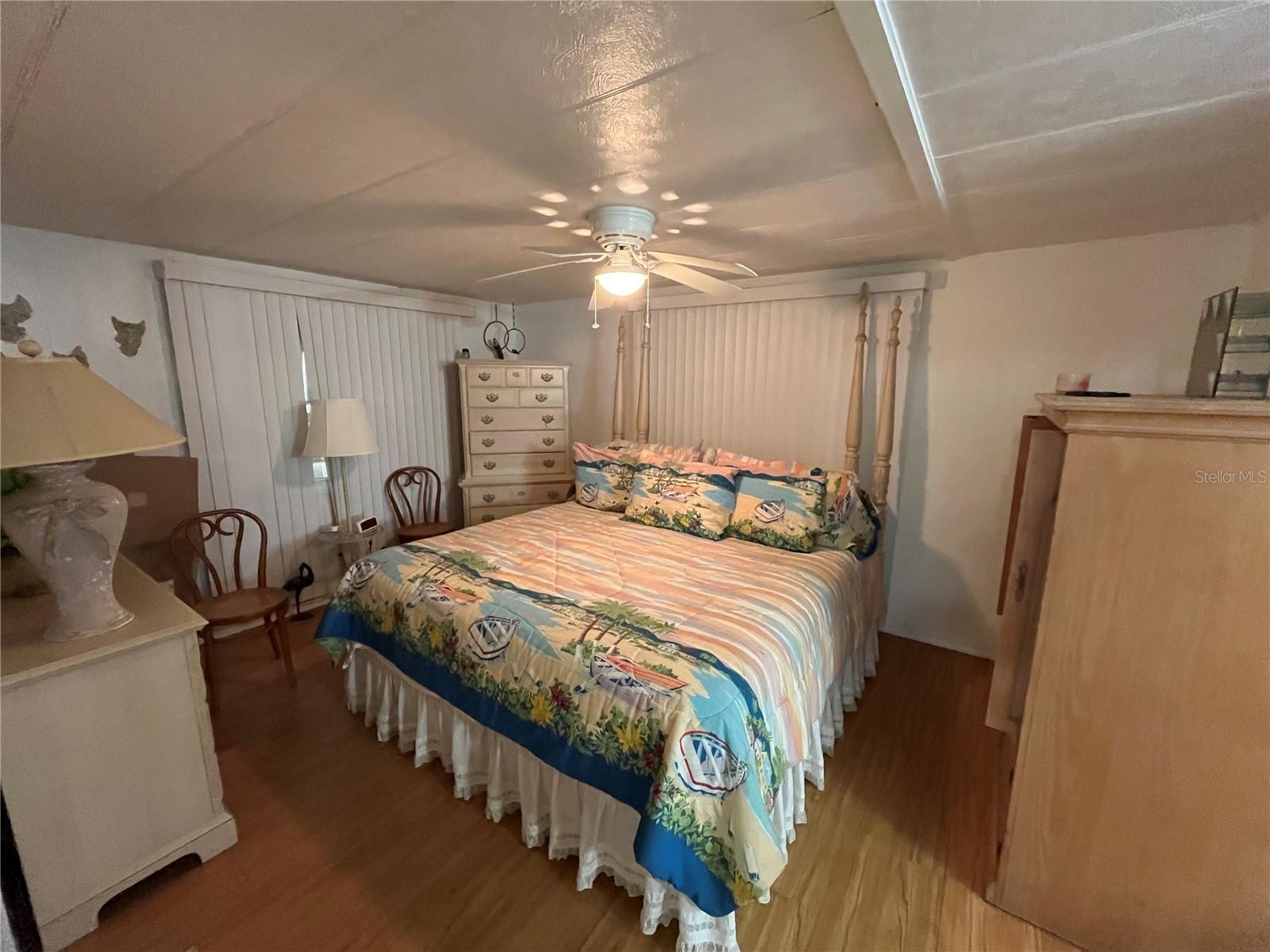 VENICE ISLE - Residential