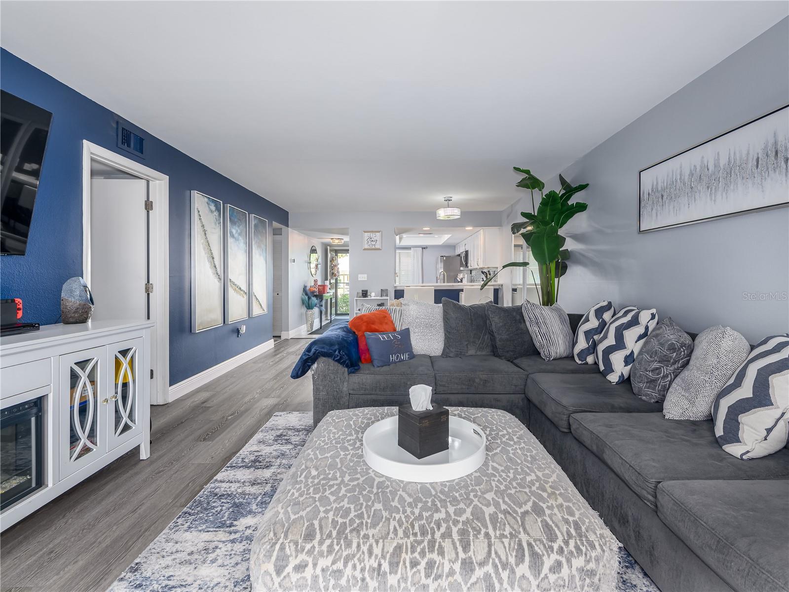 EAST LAKE WOODLANDS CONDO - Residential Lease