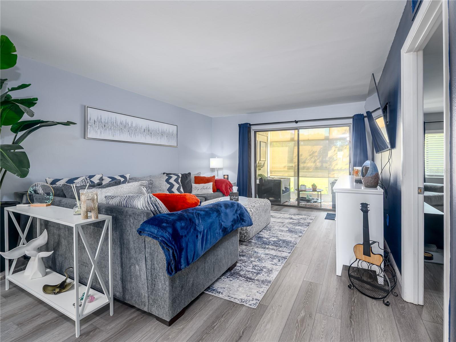 EAST LAKE WOODLANDS CONDO - Residential Lease