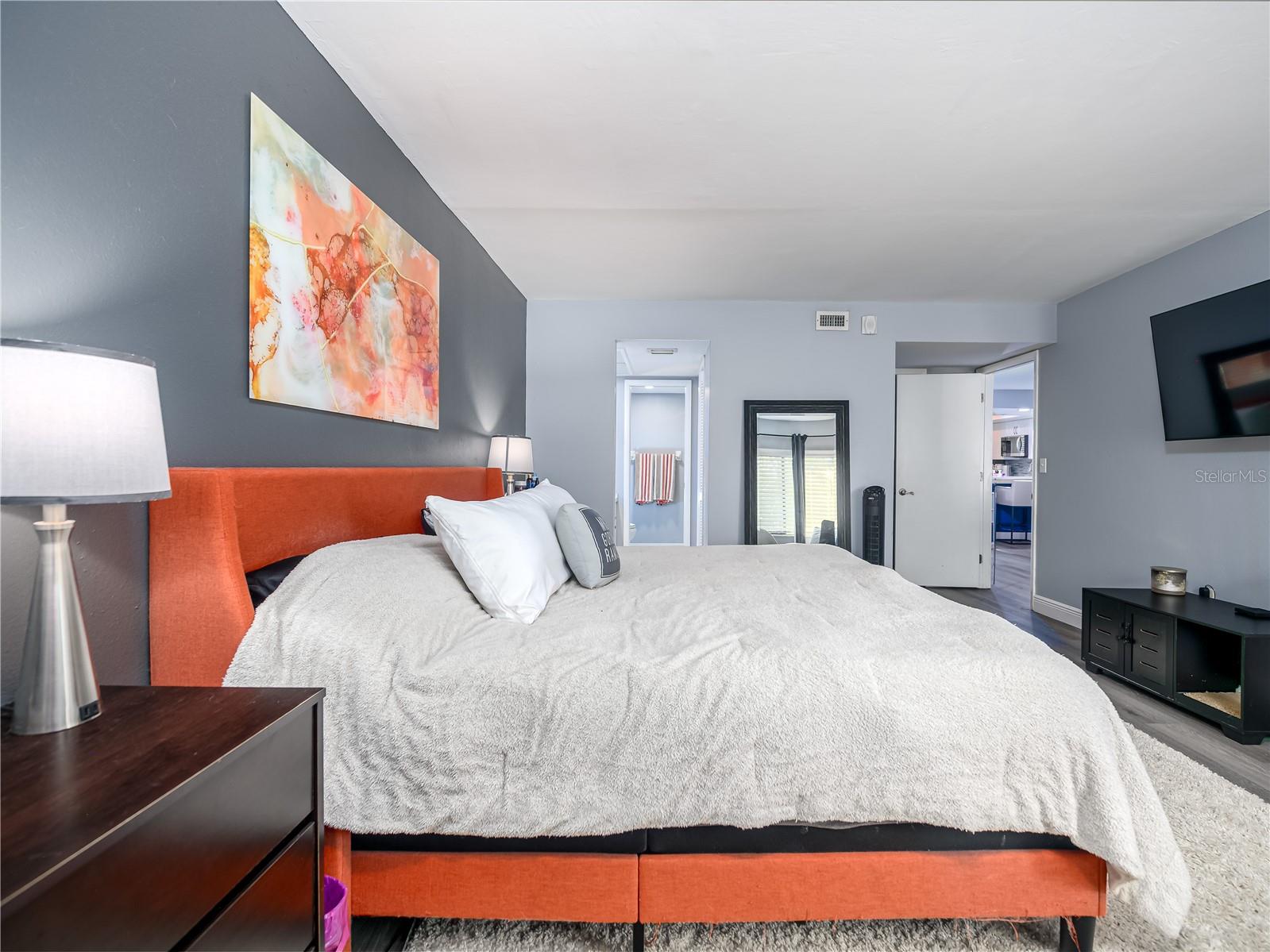 EAST LAKE WOODLANDS CONDO - Residential Lease