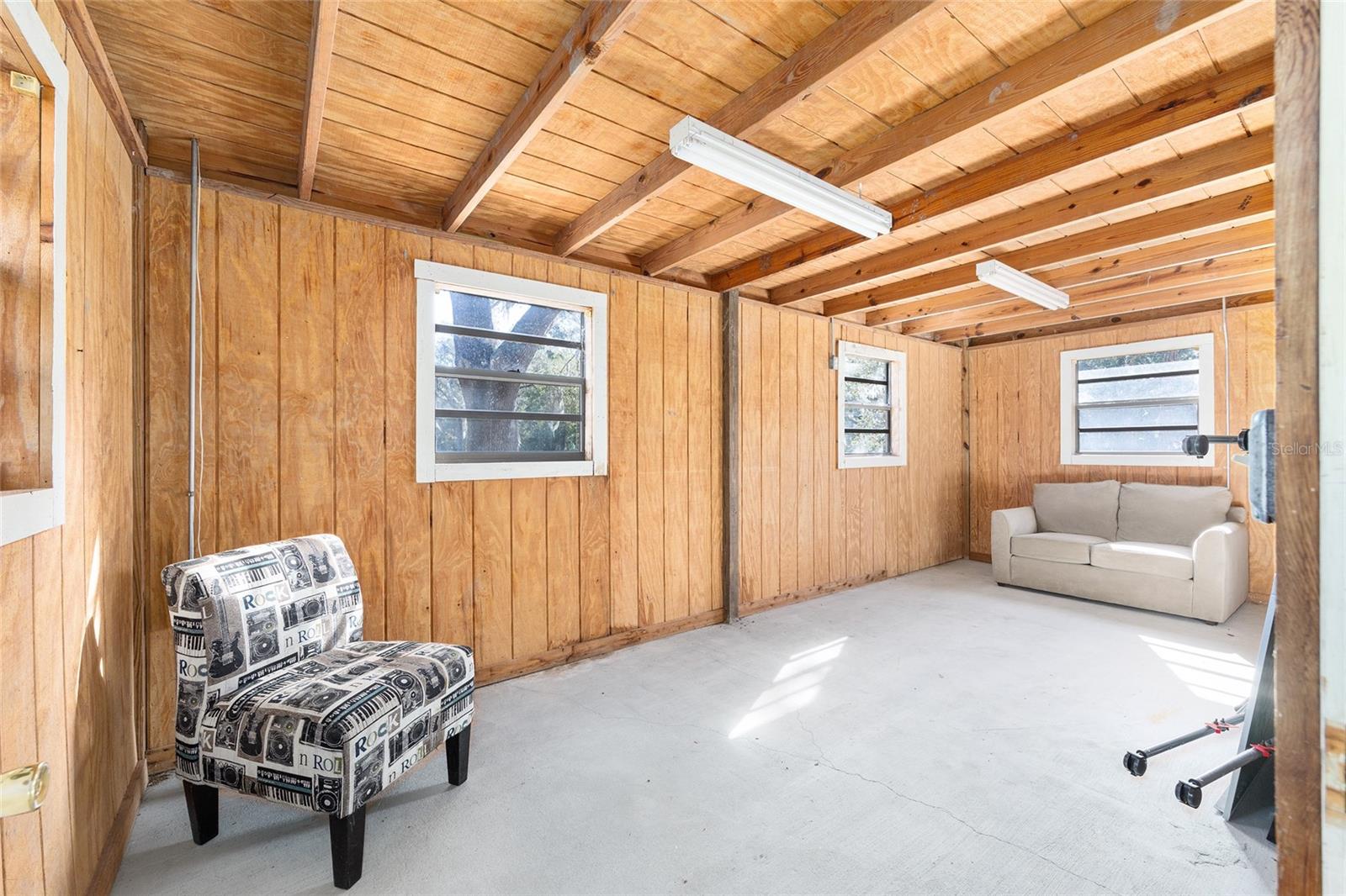 MCCULLYS - Residential