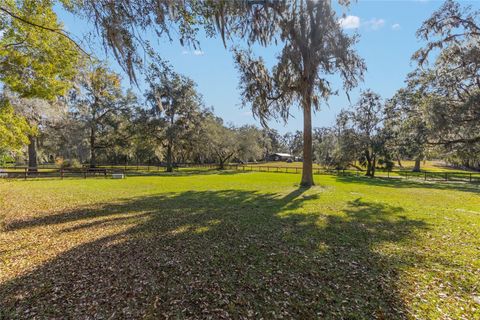 Tiny photo for 12270 NW 83rd Lane, Ocala, FL 34482 (MLS # OM715522)