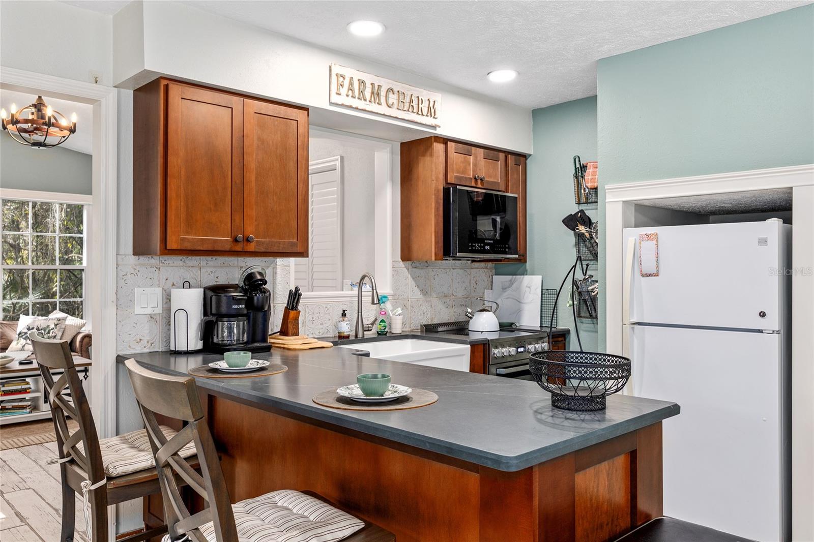 MCCULLYS - Residential