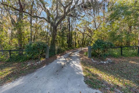 Tiny photo for 12270 NW 83rd Lane, Ocala, FL 34482 (MLS # OM715522)