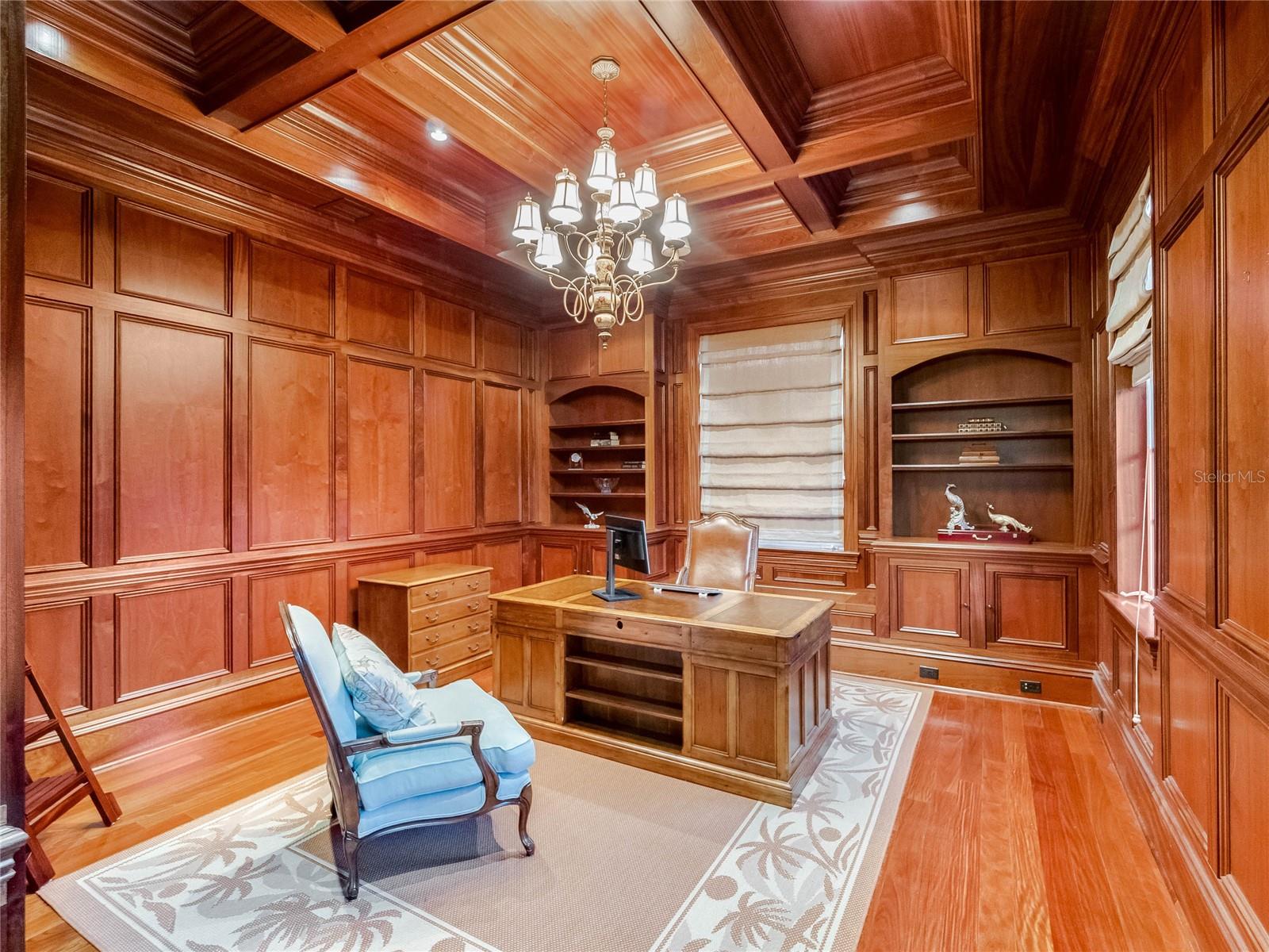 THE MOORINGS - Residential