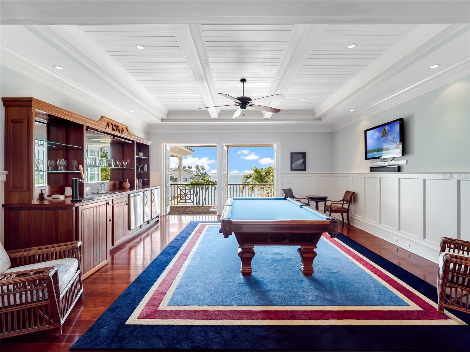 THE MOORINGS - Residential