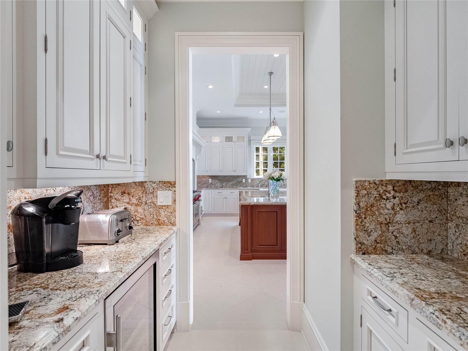 THE MOORINGS - Residential