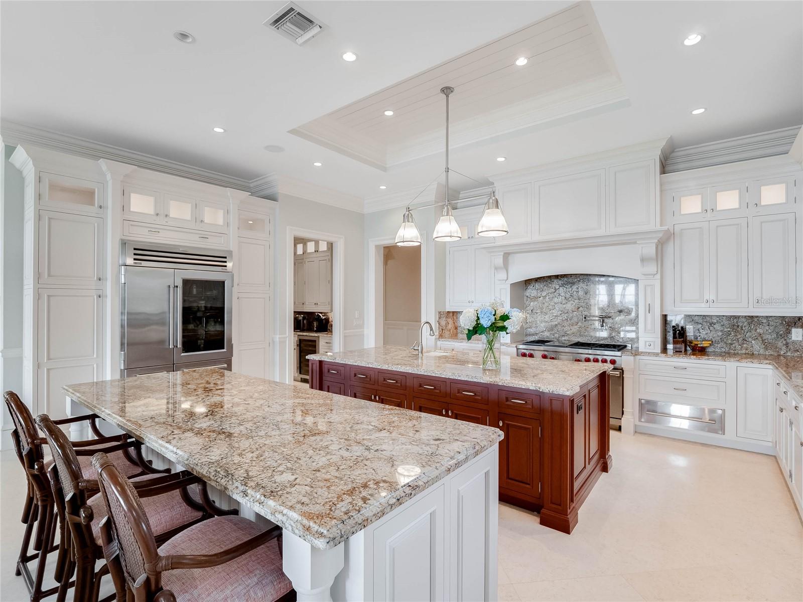 THE MOORINGS - Residential