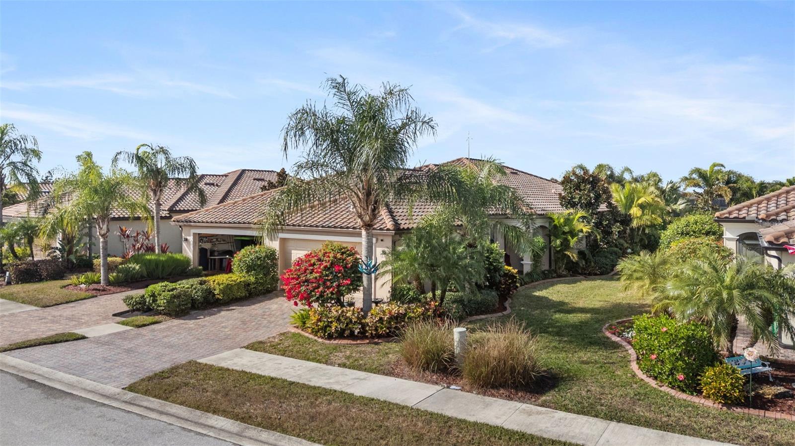 GRAN PARADISO PH 1 - Residential