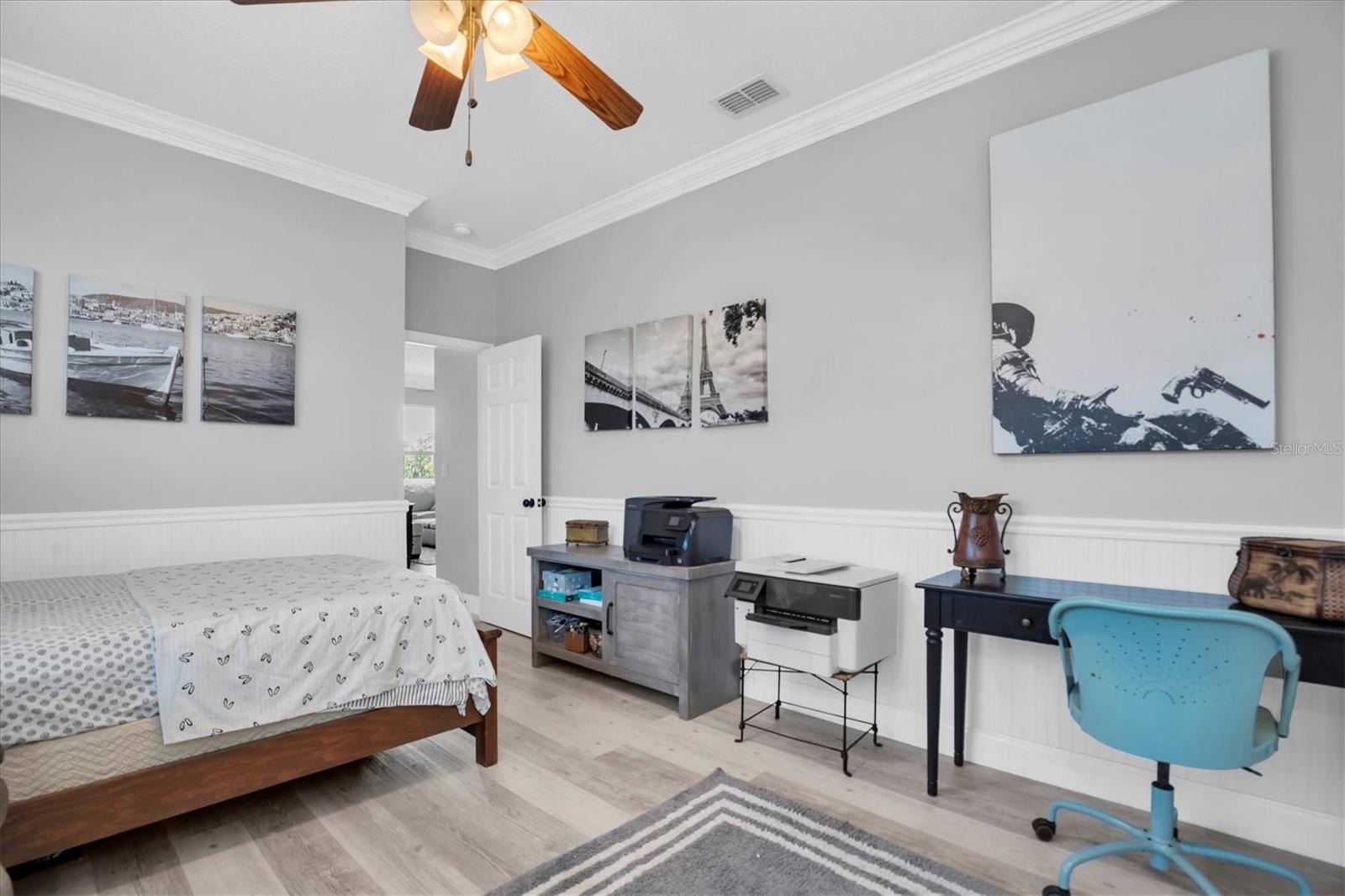 WINDSOR PARK AT THE EAGLES-FI - Residential