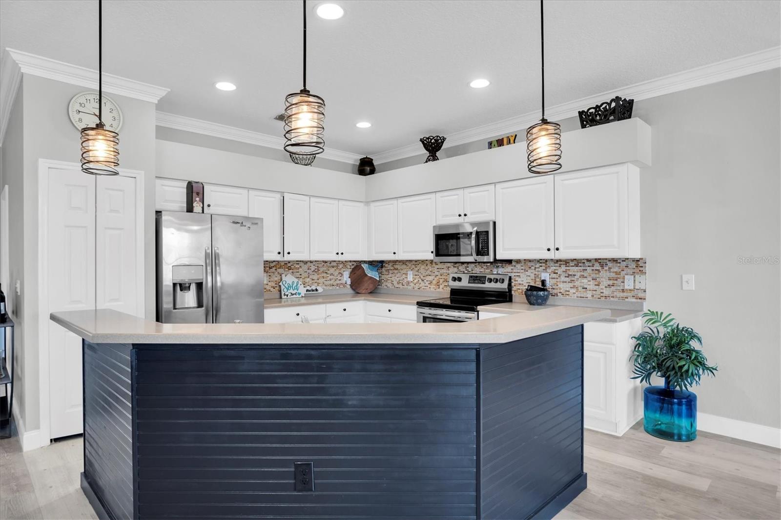 WINDSOR PARK AT THE EAGLES-FI - Residential