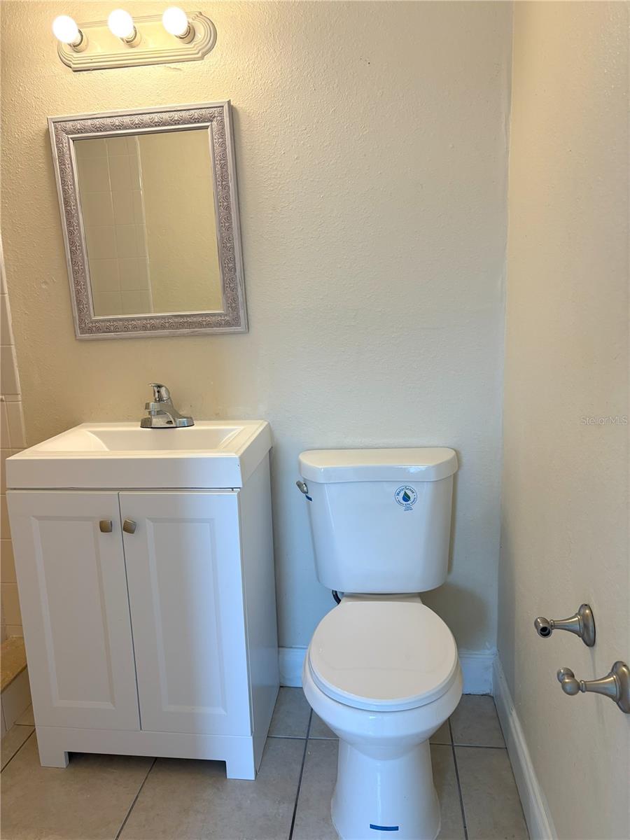 WEST PARK ESTATES UNIT 3 RE - Residential Lease