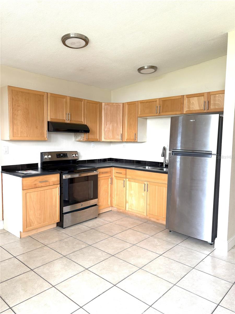 WEST PARK ESTATES UNIT 3 RE - Residential Lease