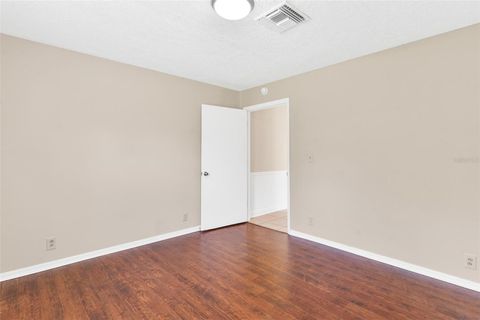 Tiny photo for 229 W Mcclendon Street, Lady Lake, FL 32159 (MLS # G5104991)