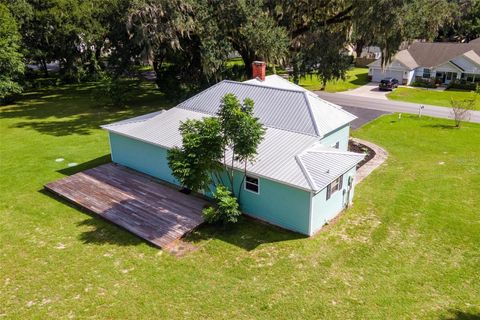 Tiny photo for 229 W Mcclendon Street, Lady Lake, FL 32159 (MLS # G5104991)
