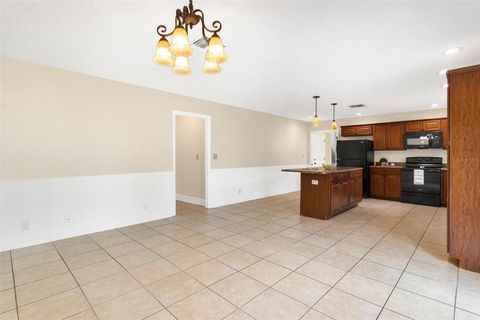 Tiny photo for 229 W Mcclendon Street, Lady Lake, FL 32159 (MLS # G5104991)